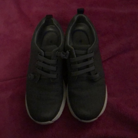 Nurse Mates Shoes - nursing sneakers !!